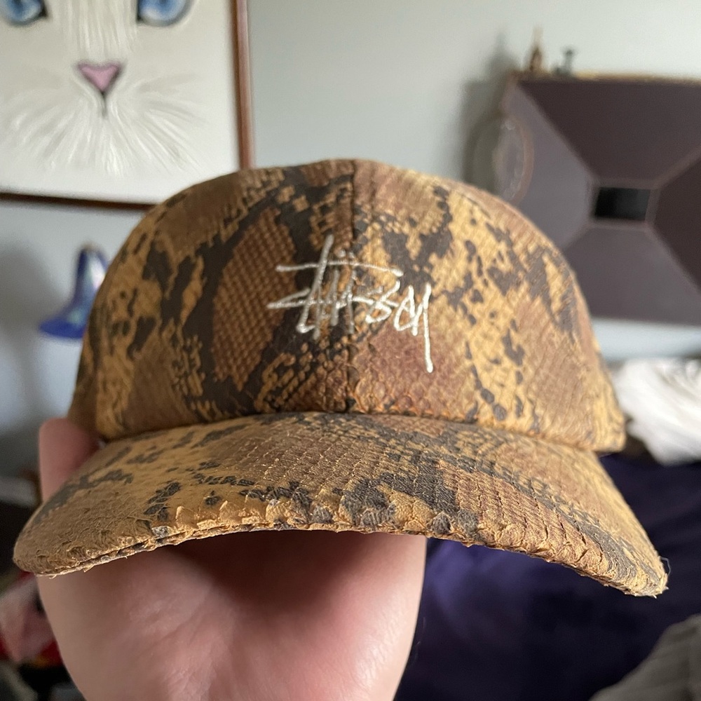 STÜSSY PYTHON “LOW PRO” STRAP-BACK CAP BRAND NEW TEXTURED SHEEPSKIN LEATHER COOL